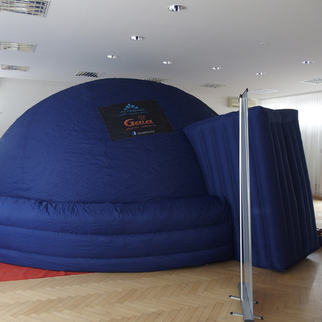 prazdniny-vo-hvezdarni-24-planetarium