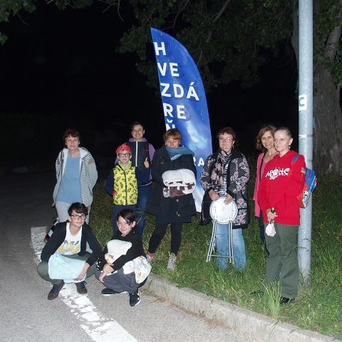 hviezdy-potrebuju-tmu120621-plagat-web