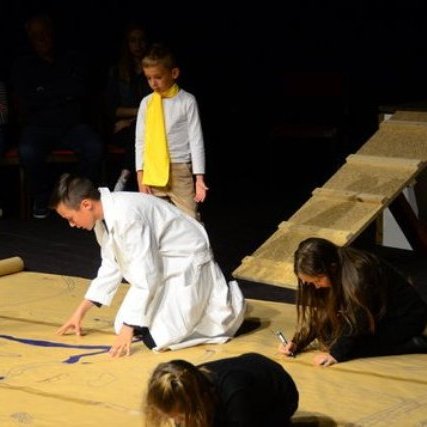 divadelne-dialogy19-plagat