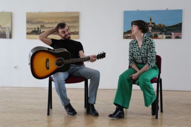 2026 02 17 stret umeni ii zlate bodky