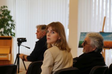 2026 02 17 stret umeni ii zlate bodky