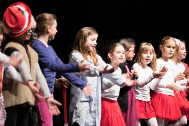 javiskovy skriatok jana nadasdyova 2018 05