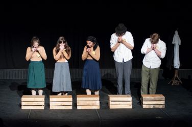 na scenu koncova 2018 04