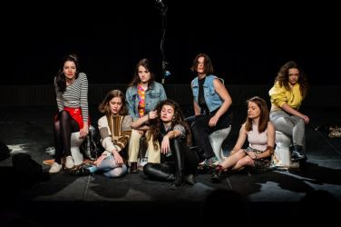 na scenu koncova 2018 09