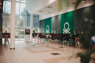 bud sam sebou kuna vystava20 11