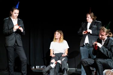 fad 21 narodeniny 03