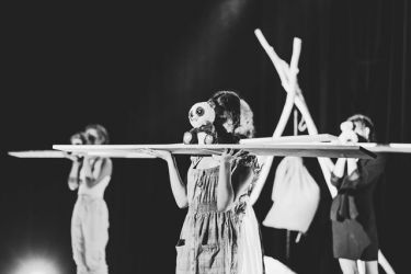 na scenu 21 divadla 17