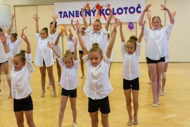 tanecny kolotoc 21 kraj 02