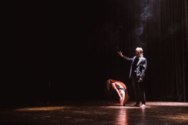 na scenu 22 kraj adiafora 04