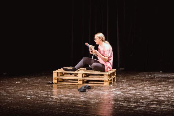 na scenu 22 kraj smiech prejde 01