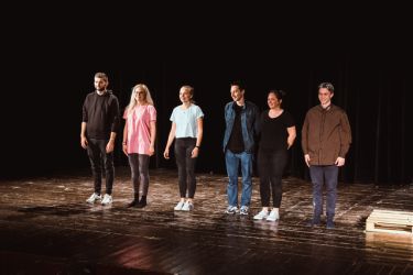 na scenu 22 kraj smiech prejde 05