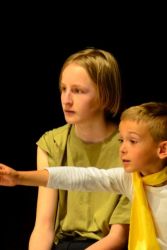 divadelne dialogy19 5