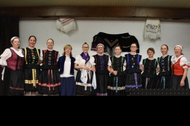 znie piesen podzoboria19 8