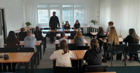 co vies o hviezdach sala 2024