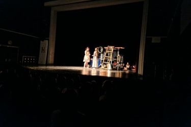 divadelne dialogy 22