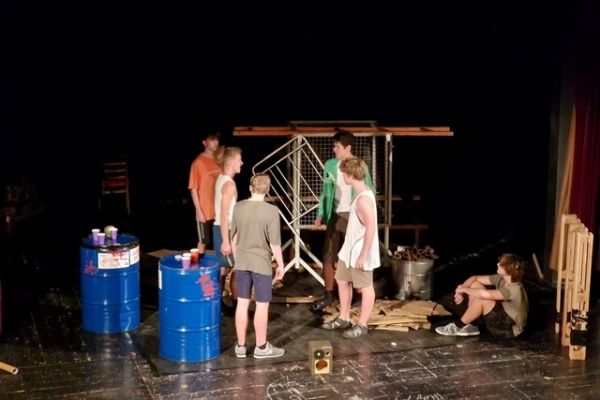 divadelne dialogy 22