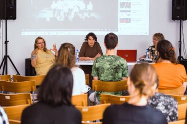 fad 22 divadlo 05 diskusia bod k7