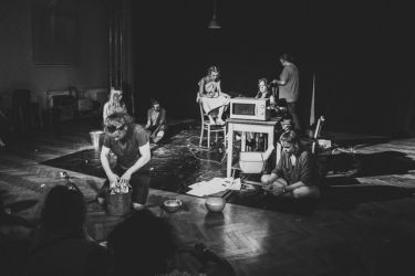 fad 22 divadlo 01 konfrontacie