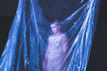 fad 22 divadlo 08 ludskost