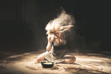 fad 22 divadlo 11 maka samambu