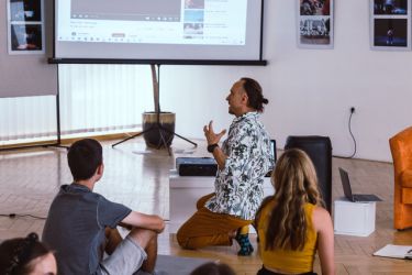 fad 22 divadlo 02 komunitne divadlo