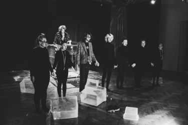 fad 22 divadlo 12 stvornozci