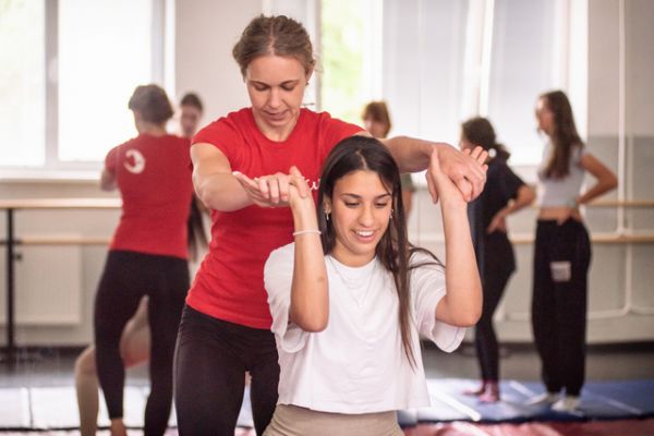 fad 22 ws 02 novy cirkus