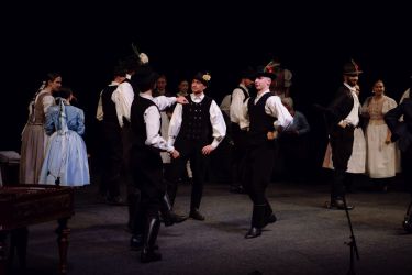 2025 10 19 idu hrat jazykom tanca