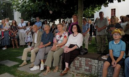 2025 09 11 vernisaz jemna ako hlina