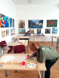 2025 03 19 nadhera malovaneho hodvabu