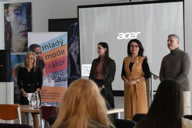 2024 10 10 mlady moderator