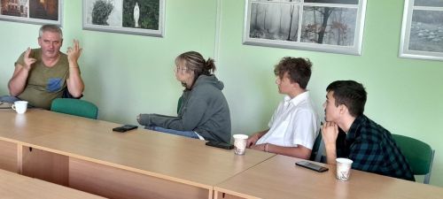 2024 10 10 mlady moderator