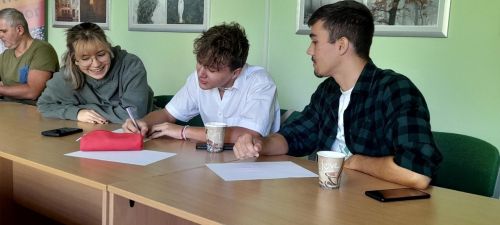 2024 10 10 mlady moderator