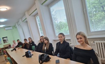 2025 09 26 mlady moderator