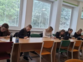 2025 09 26 mlady moderator