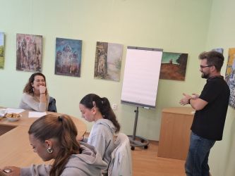 2025 09 26 mlady moderator