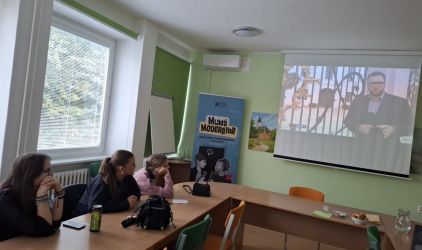 2025 10 10 mlady moderator