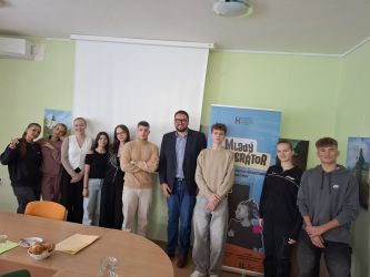 2025 10 10 mlady moderator