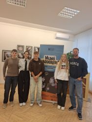 2025 10 22 mlady moderator