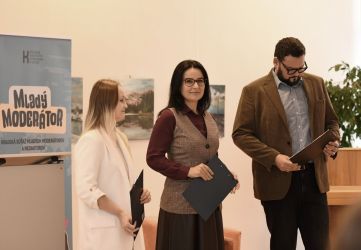 2025 11 04 mlady moderator