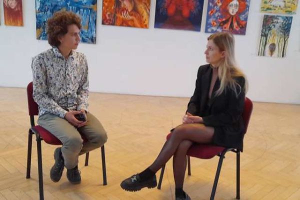 mlady moderator to som ja 22