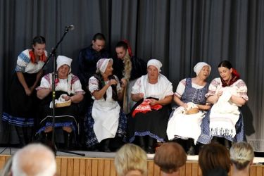 nositelia tradicii 23