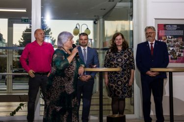 2025 11 05 pod modrym nebem