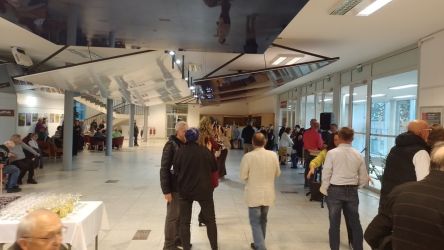 2025 11 05 pod modrym nebem