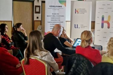 tradicne ochotnicke divadlo 22