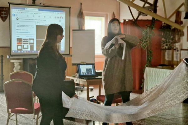 tradicne ochotnicke divadlo 22