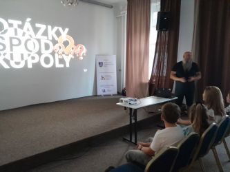 vecer s astronomiou v zlatych moravciach