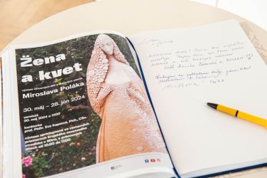 2024 05 30 zena a kvet vystava