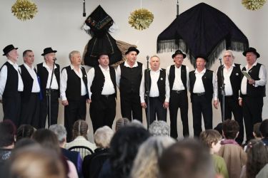 znie piesen podzoboria 23